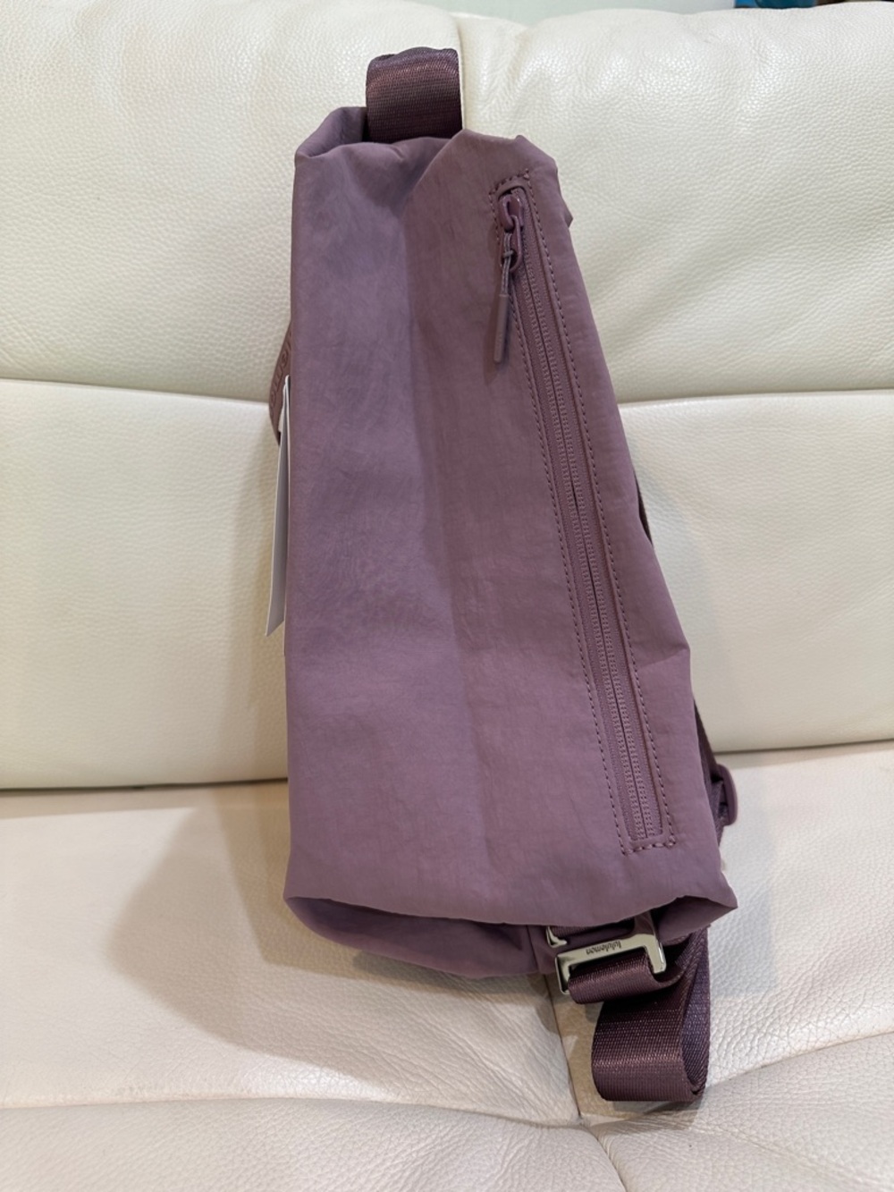 Lululemon Fast Track Bag 2.0 9L Lavender Lux-LU9CDGS LVLX - Picture 7 of 17